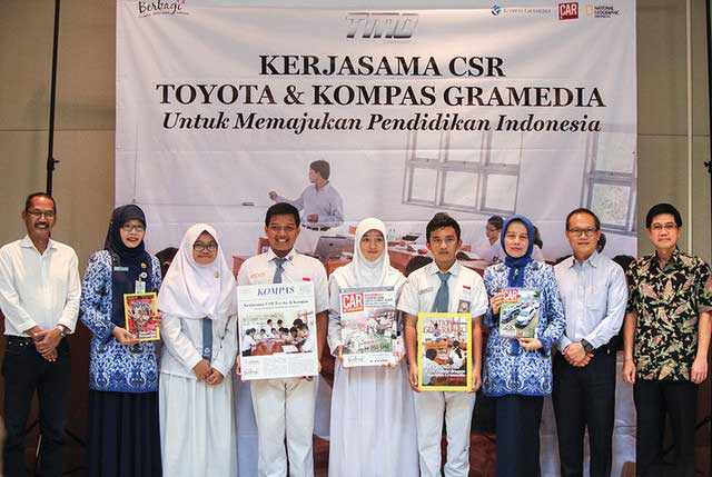 Toyota Donasikan Ratusan Ribu Bacaan ke Sekolah