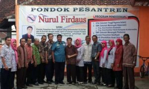 PONDOK PESANTREN NURUL FIRDAUS