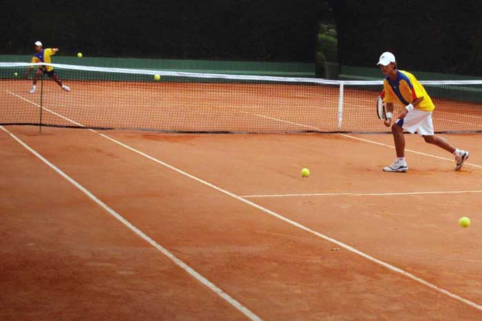 tenis lapangan