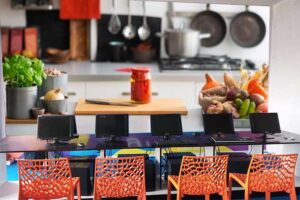 Kuliner Online dengan Cloud Kitchen